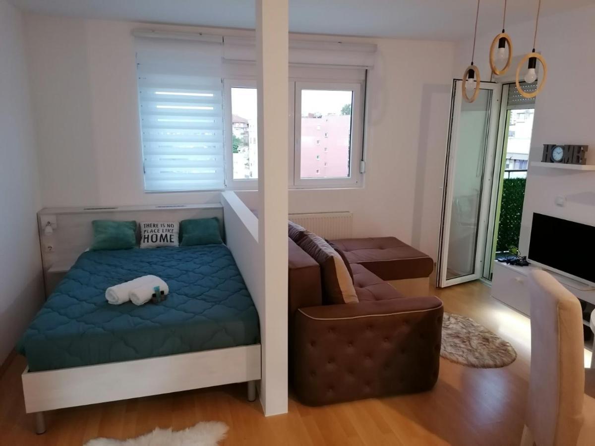 Emili Apartman Jagodina Exterior foto